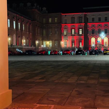 Tra Stadio E Storia - Fronte Allianz Stadium Juventus Venaria Reale Exterior foto